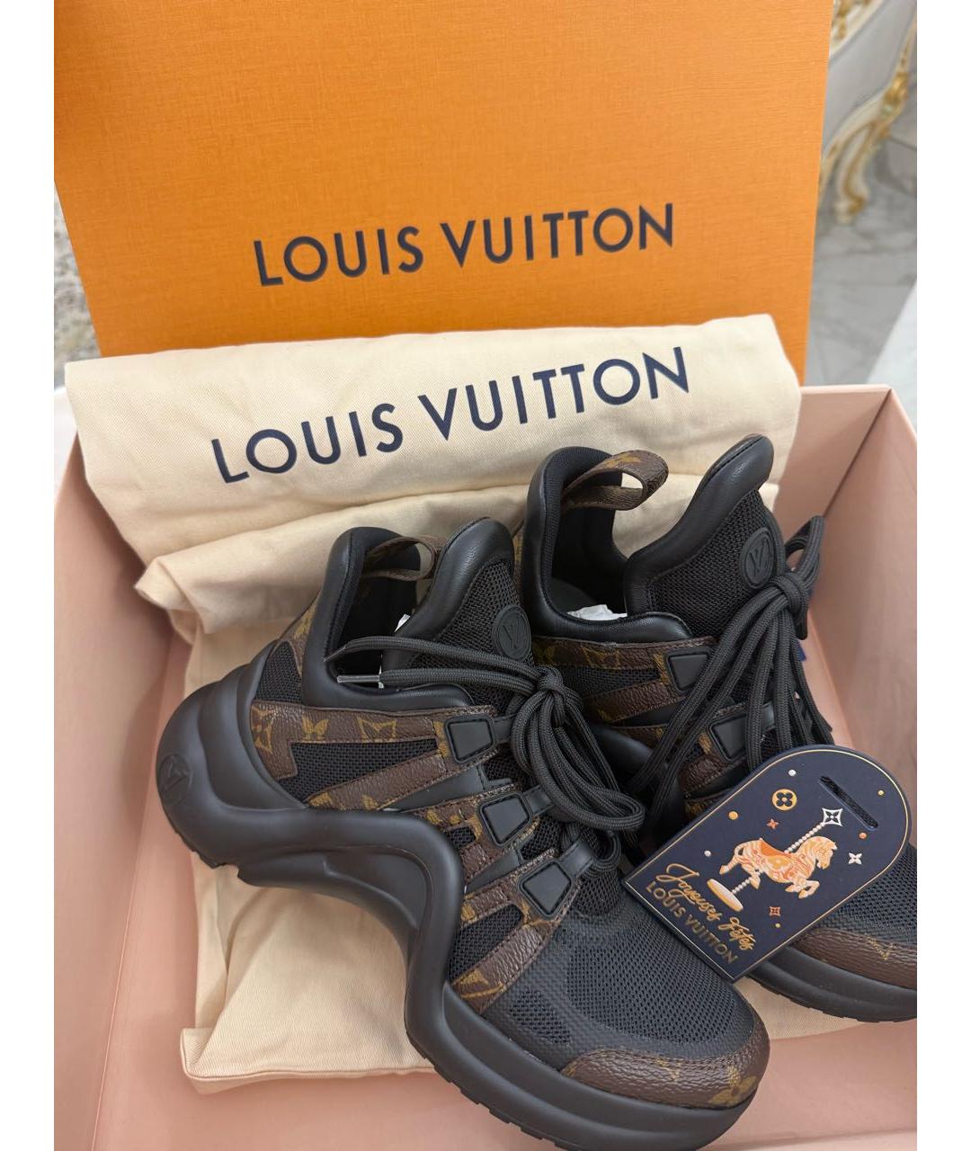 LOUIS VUITTON Черные кроссовки, фото 5