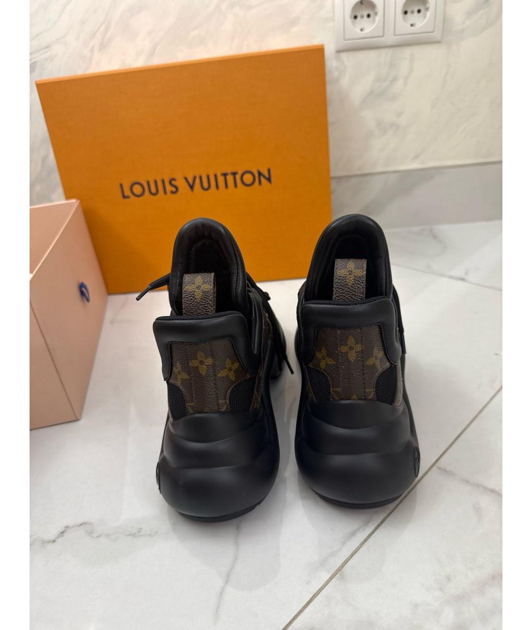 LOUIS VUITTON Черные кроссовки, фото 4