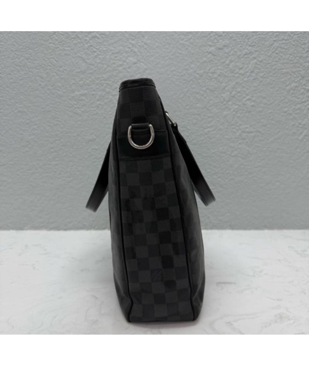 LOUIS VUITTON Антрацитовая кожаная сумка на плечо, фото 2