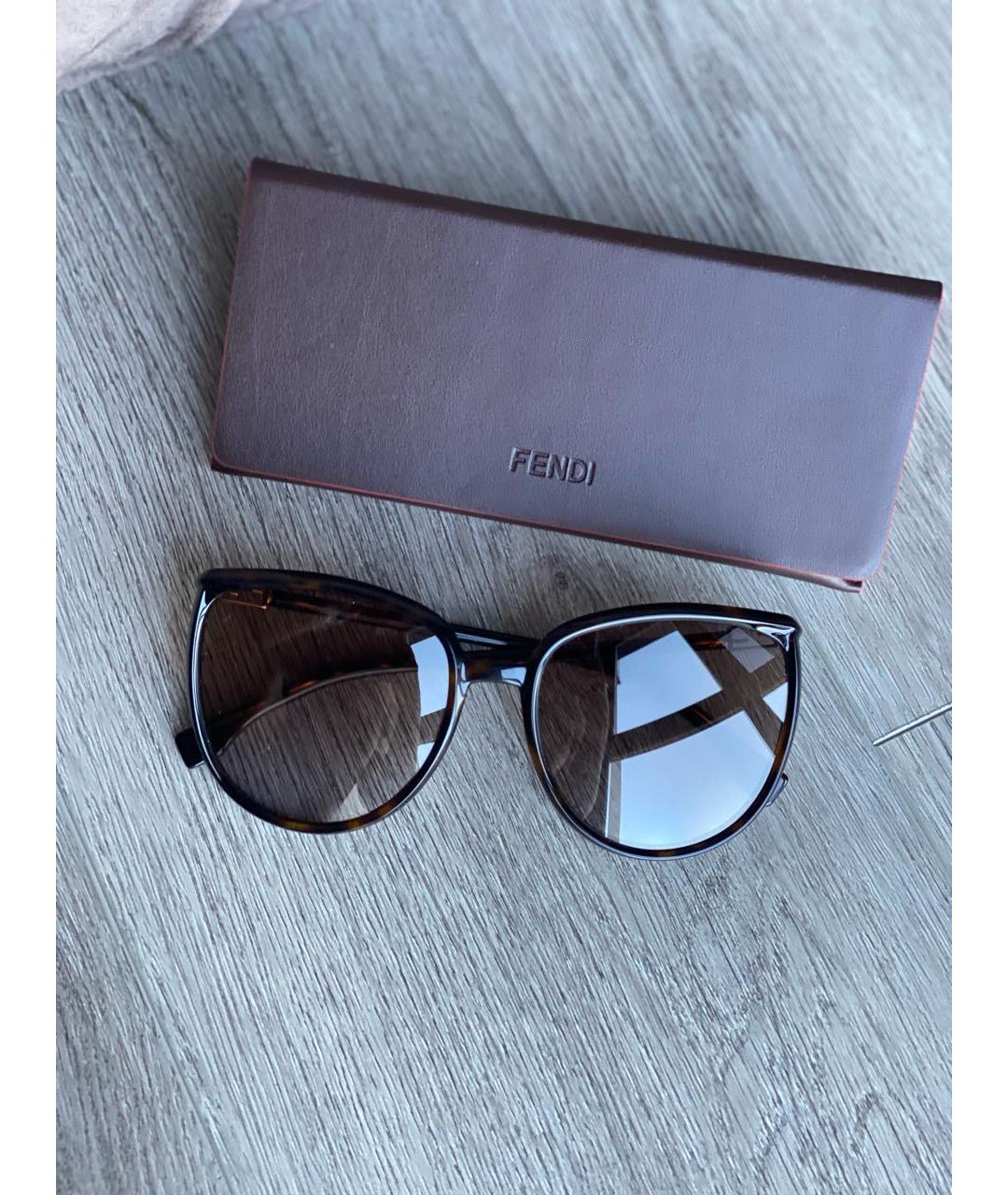 FENDI Коричневые пластиковые солнцезащитные очки, фото 3