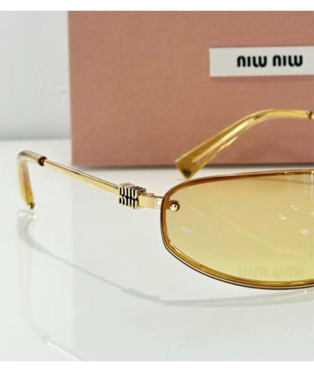 MIU MIU Горчичные солнцезащитные очки, фото 3