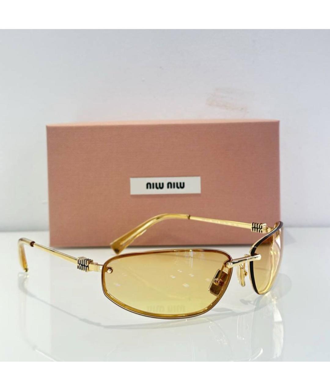 MIU MIU Горчичные солнцезащитные очки, фото 2