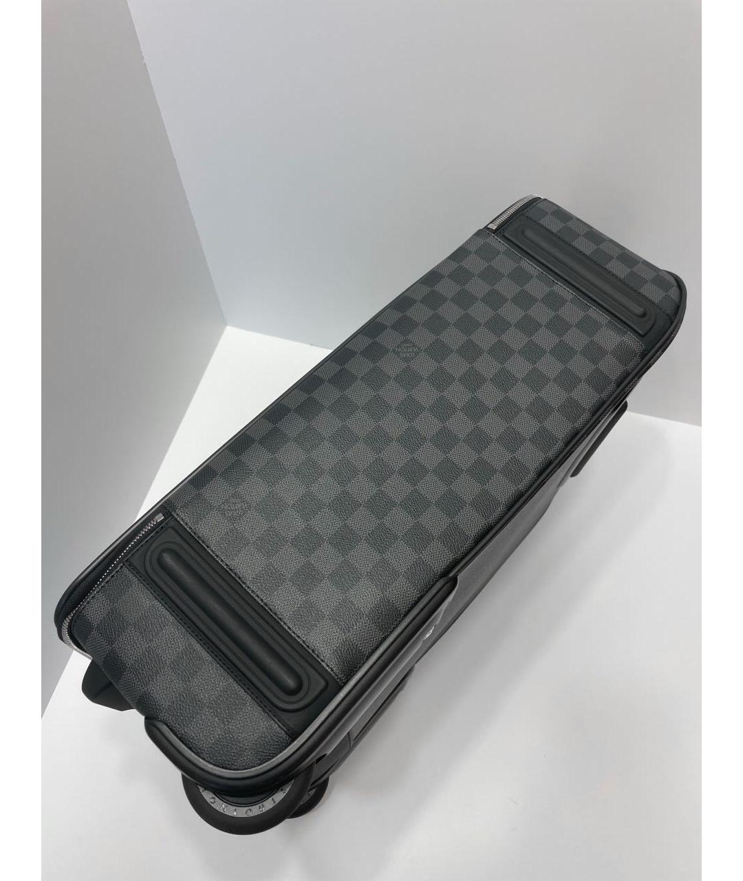 LOUIS VUITTON Антрацитовый чемодан, фото 6