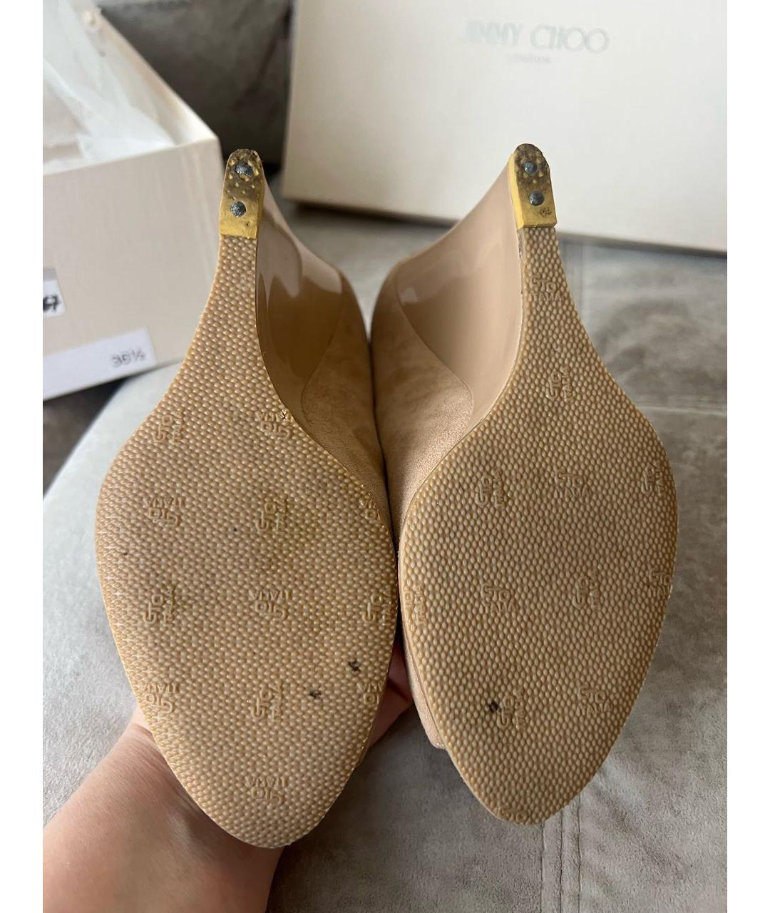 JIMMY CHOO Бежевые замшевые туфли, фото 3