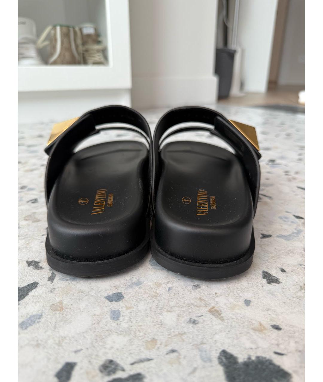 VALENTINO Черные кожаные шлепанцы, фото 4