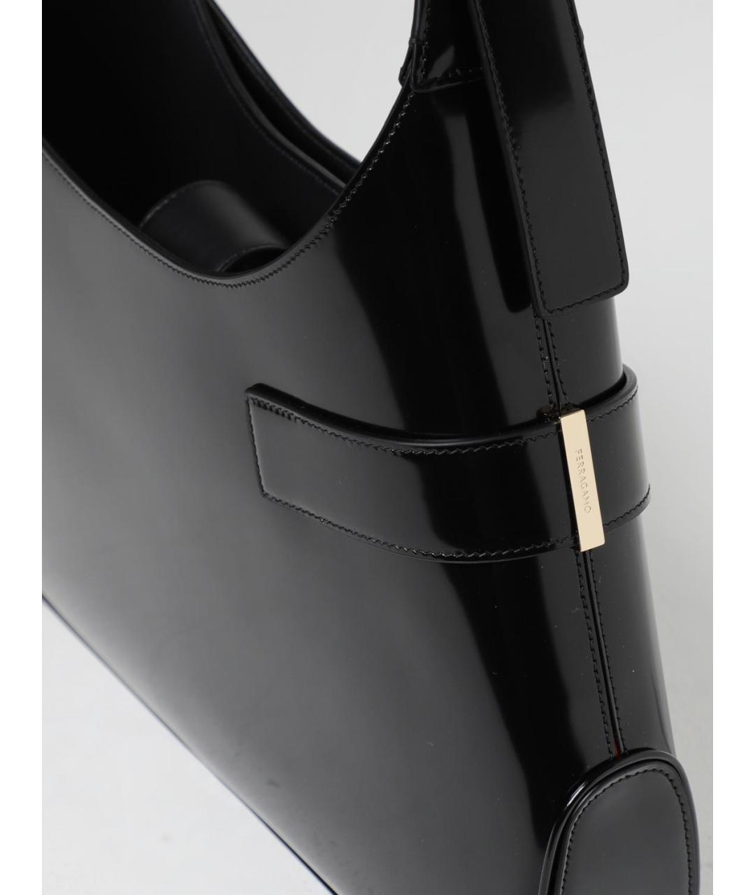 FERRAGAMO Черная кожаная сумка через плечо, фото 3