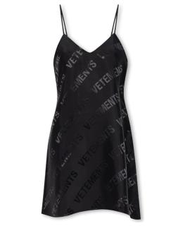 VETEMENTS Платье