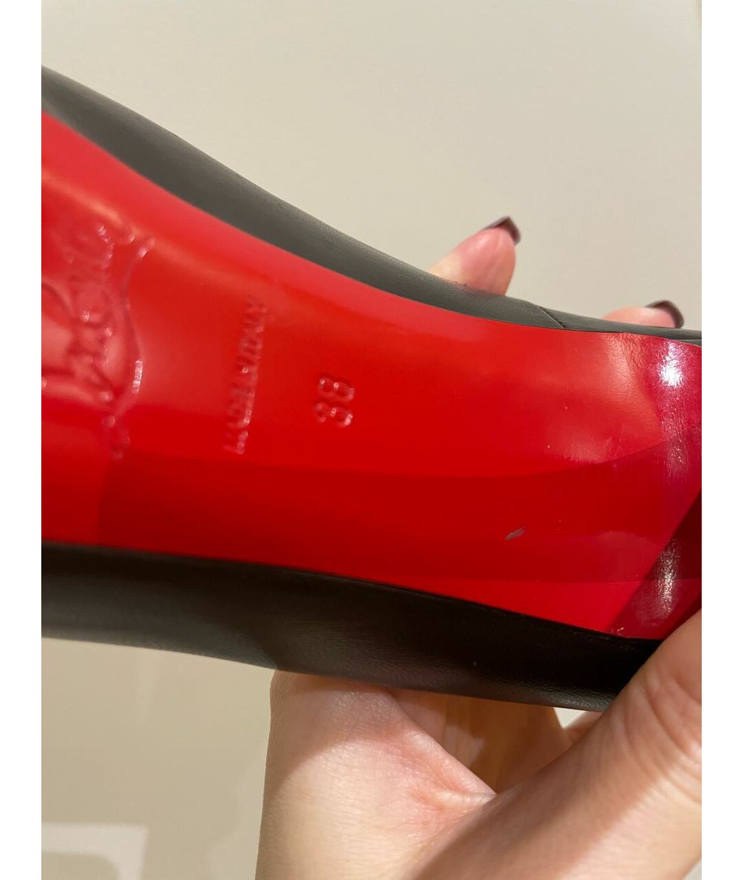 CHRISTIAN LOUBOUTIN Черные кожаные туфли, фото 3