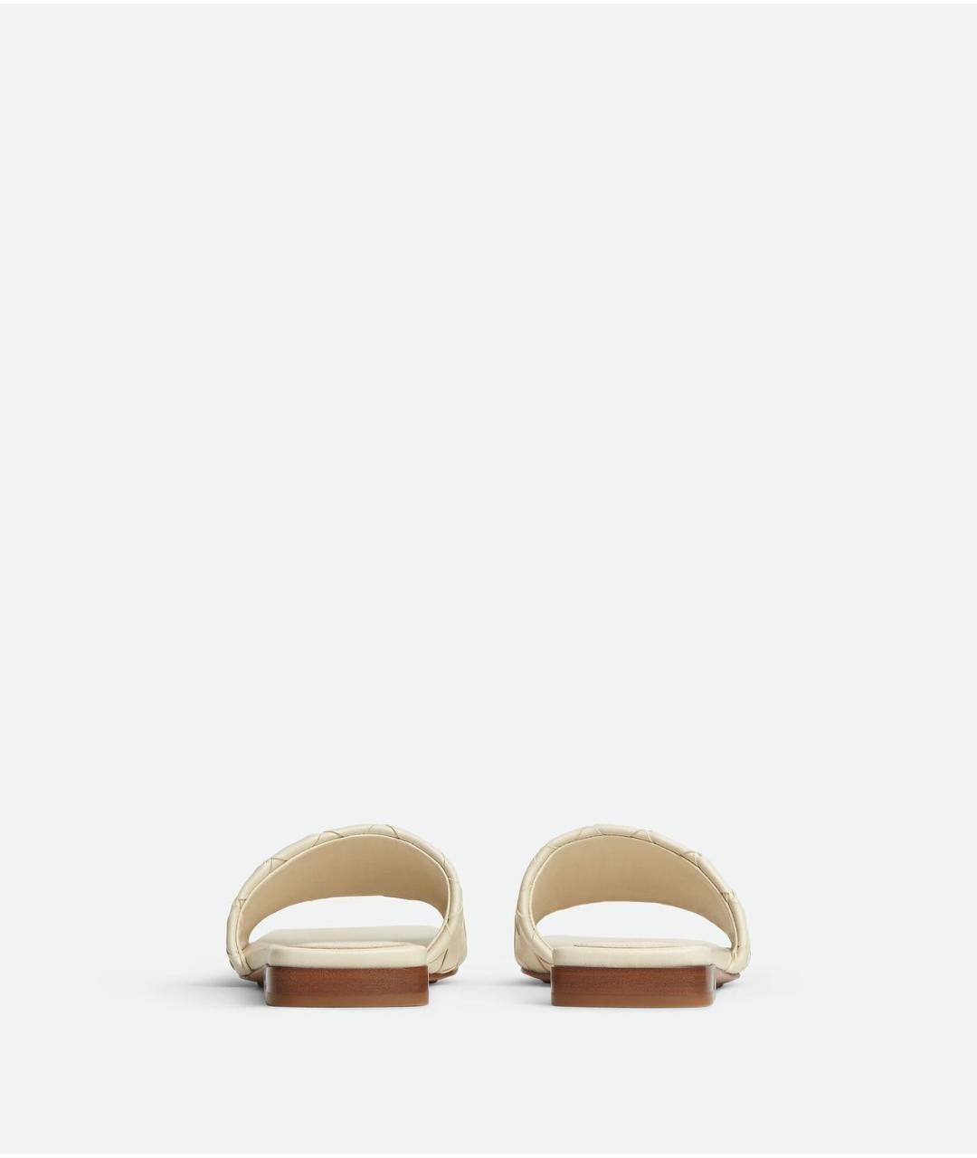BOTTEGA VENETA Бежевые кожаные шлепанцы, фото 4