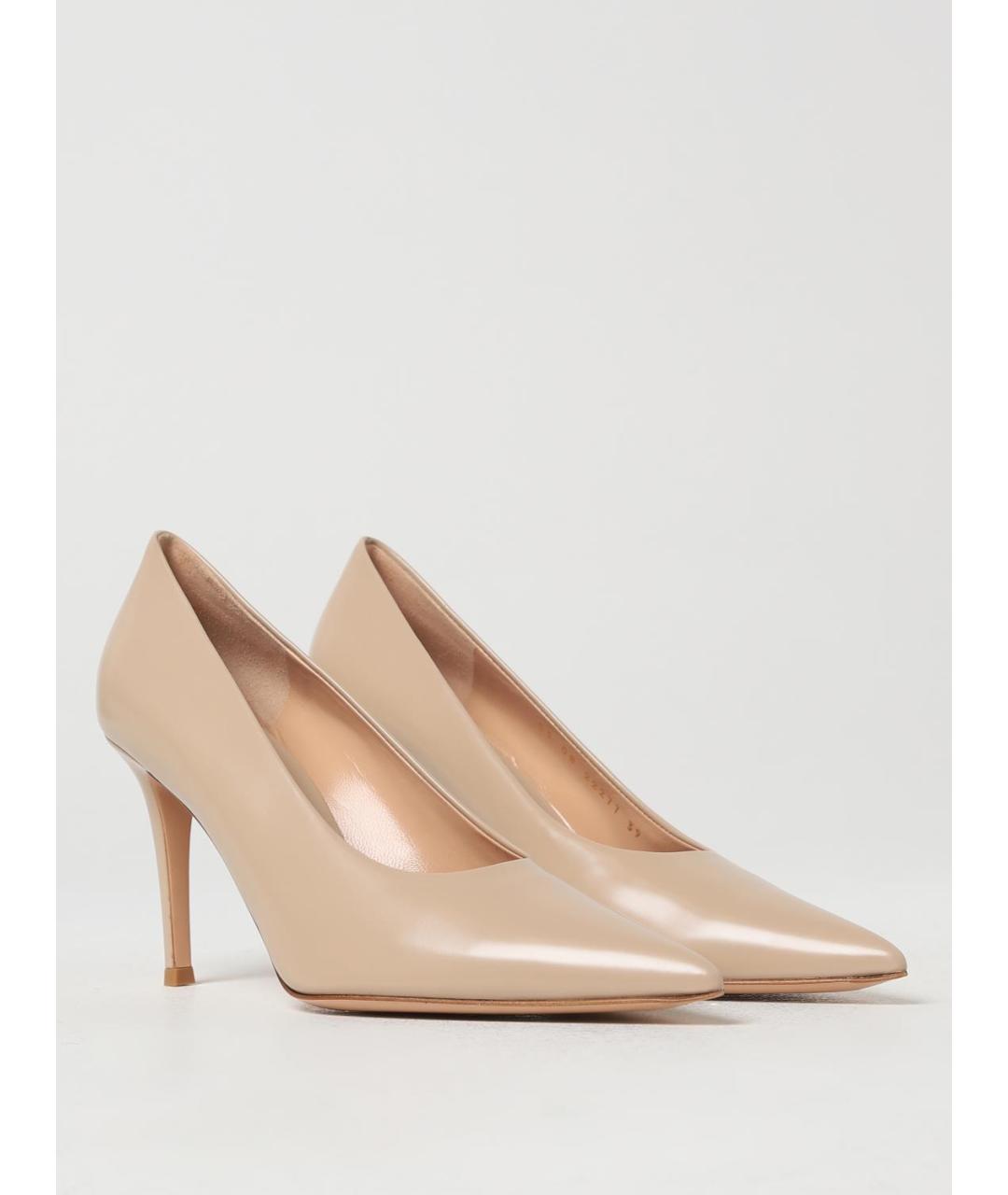 GIANVITO ROSSI Бежевые кожаные туфли, фото 2