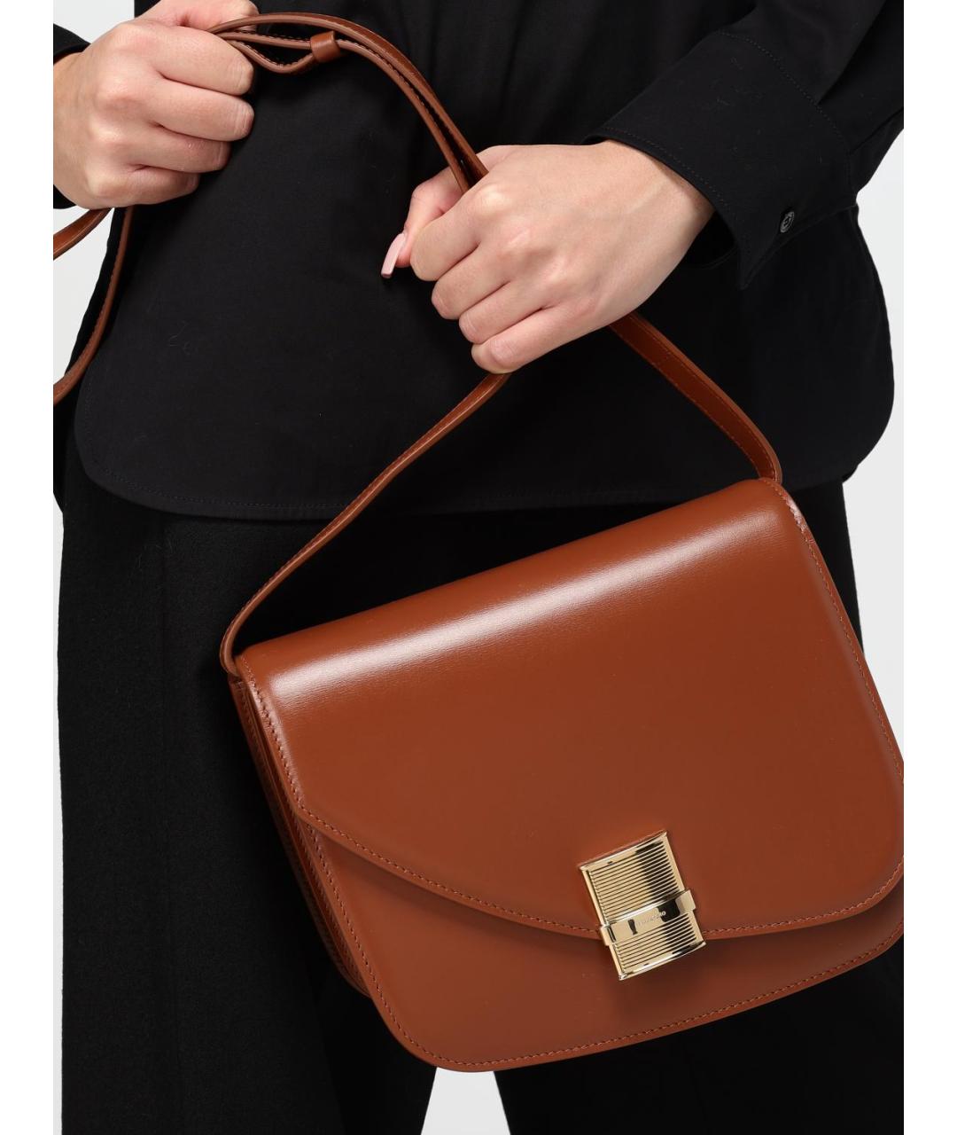 FERRAGAMO Коричневая кожаная сумка через плечо, фото 2