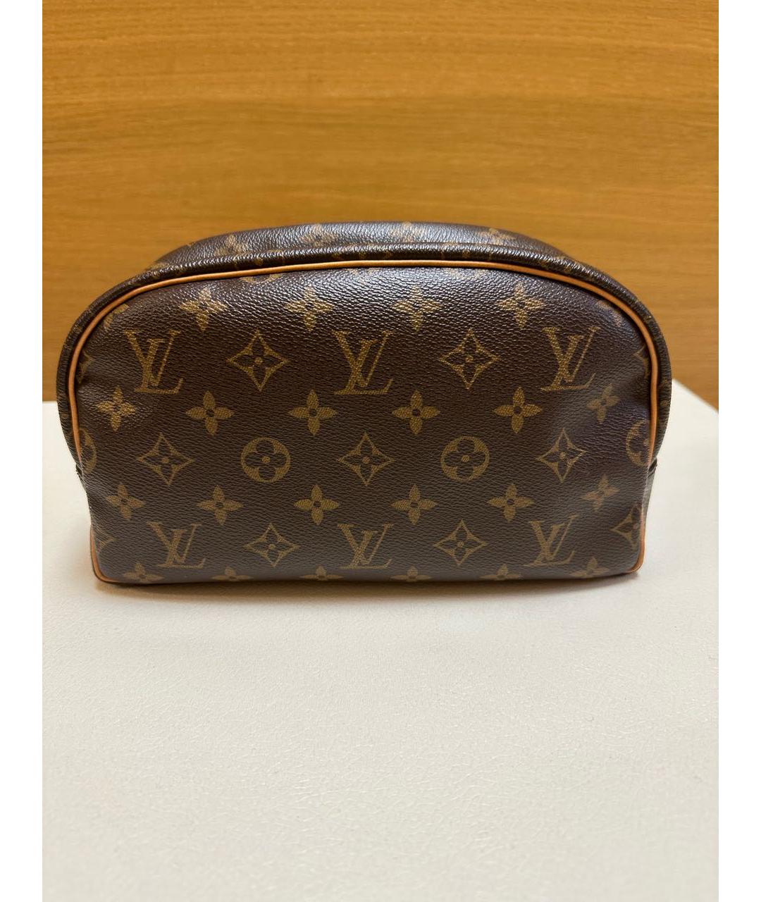 LOUIS VUITTON Коричневая косметичка, фото 3