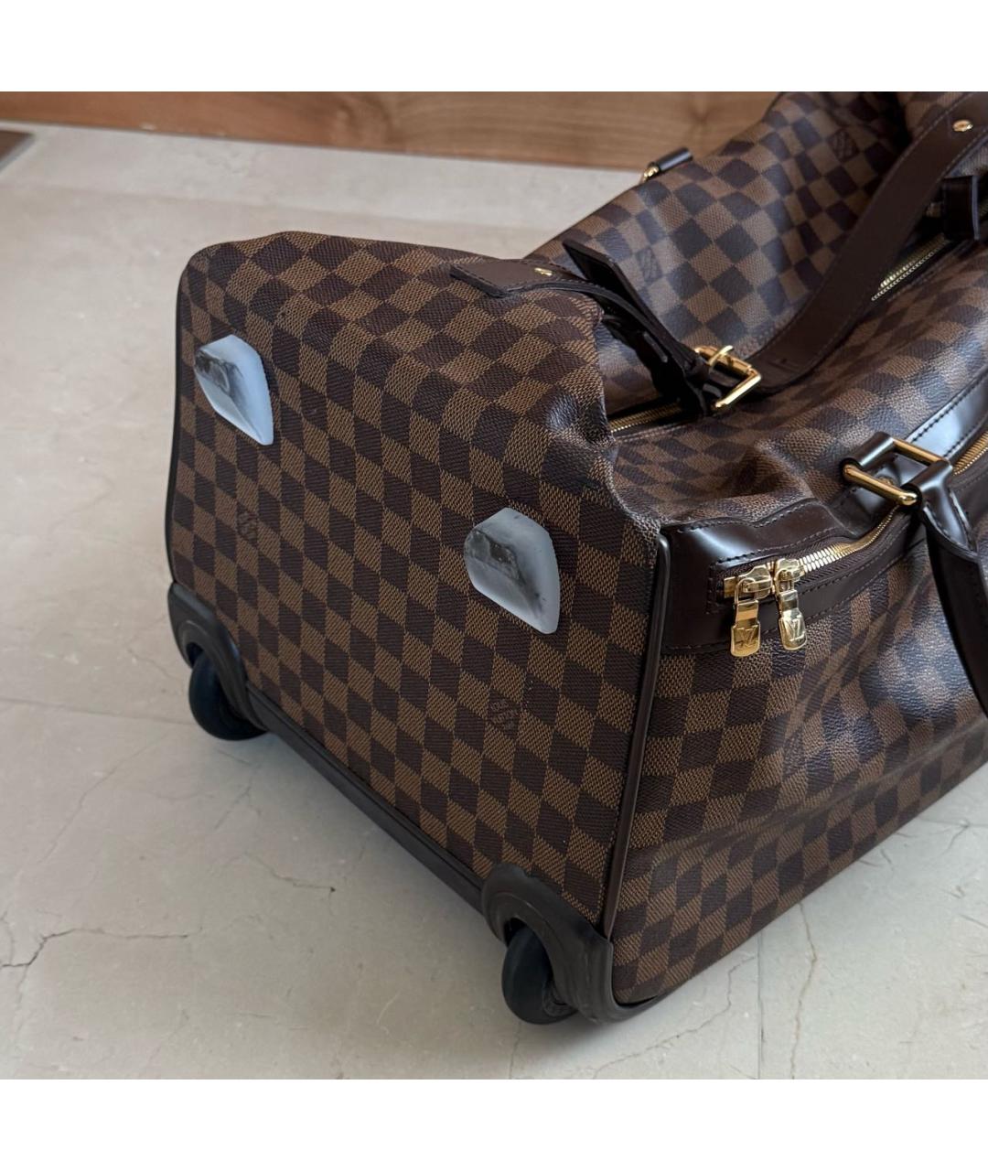 LOUIS VUITTON Коричневый кожаный чемодан, фото 3