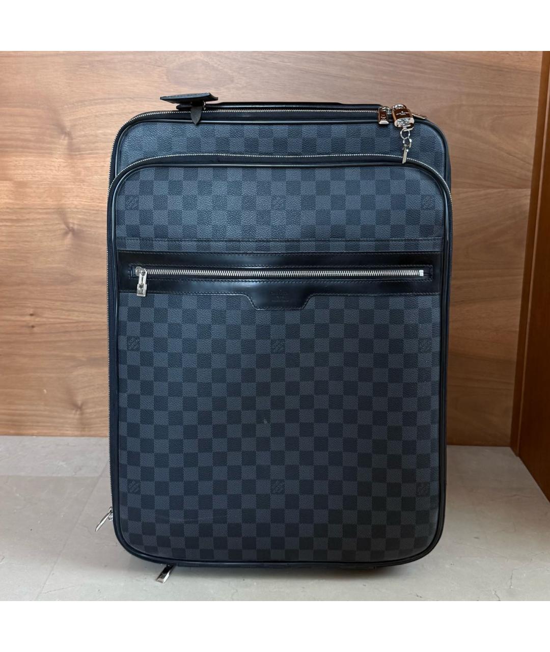 LOUIS VUITTON Антрацитовый кожаный чемодан, фото 2