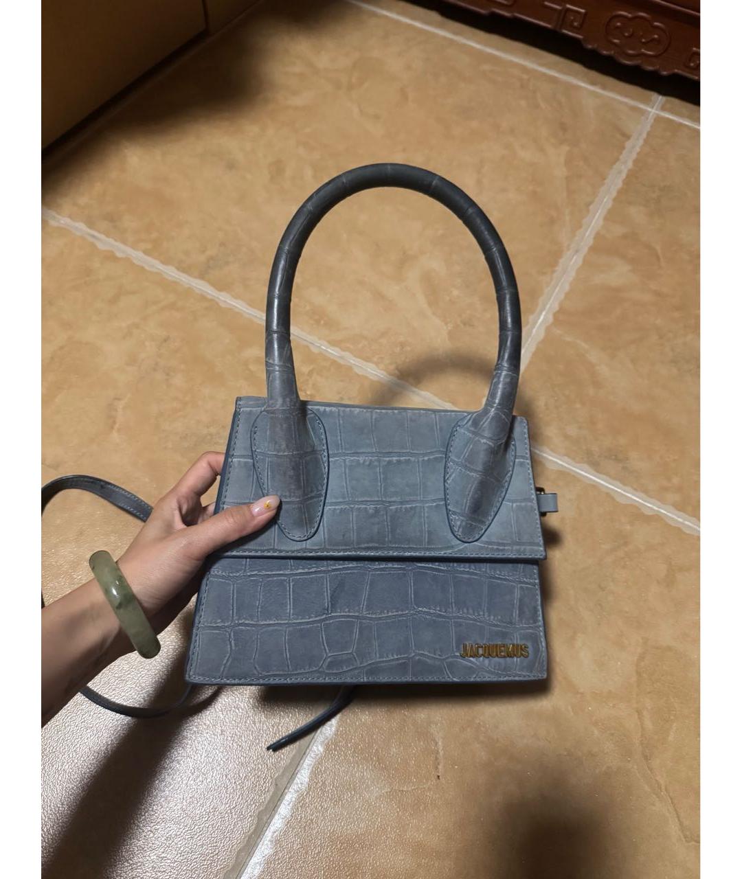 JACQUEMUS Антрацитовая замшевая сумка с короткими ручками, фото 2