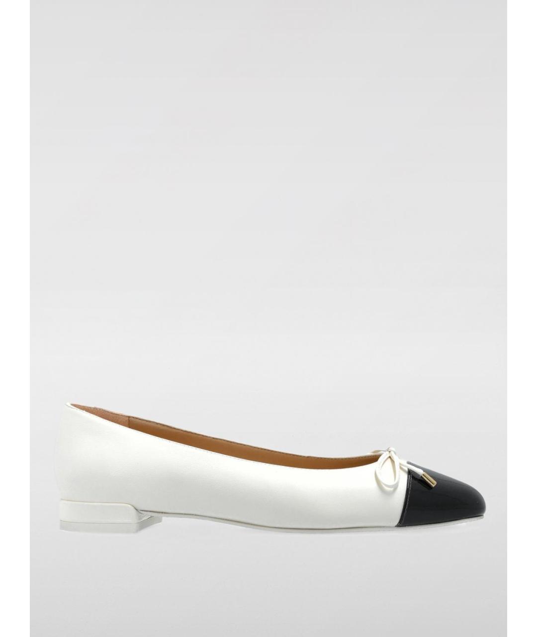 STUART WEITZMAN Белые кожаные балетки, фото 5