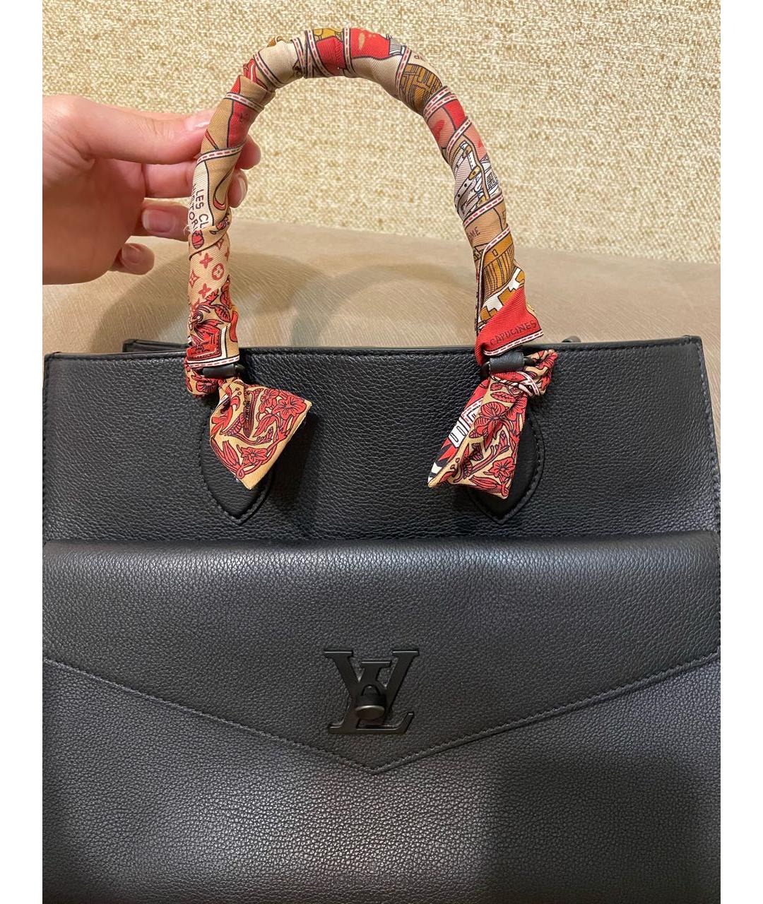LOUIS VUITTON Черная кожаная сумка через плечо, фото 5