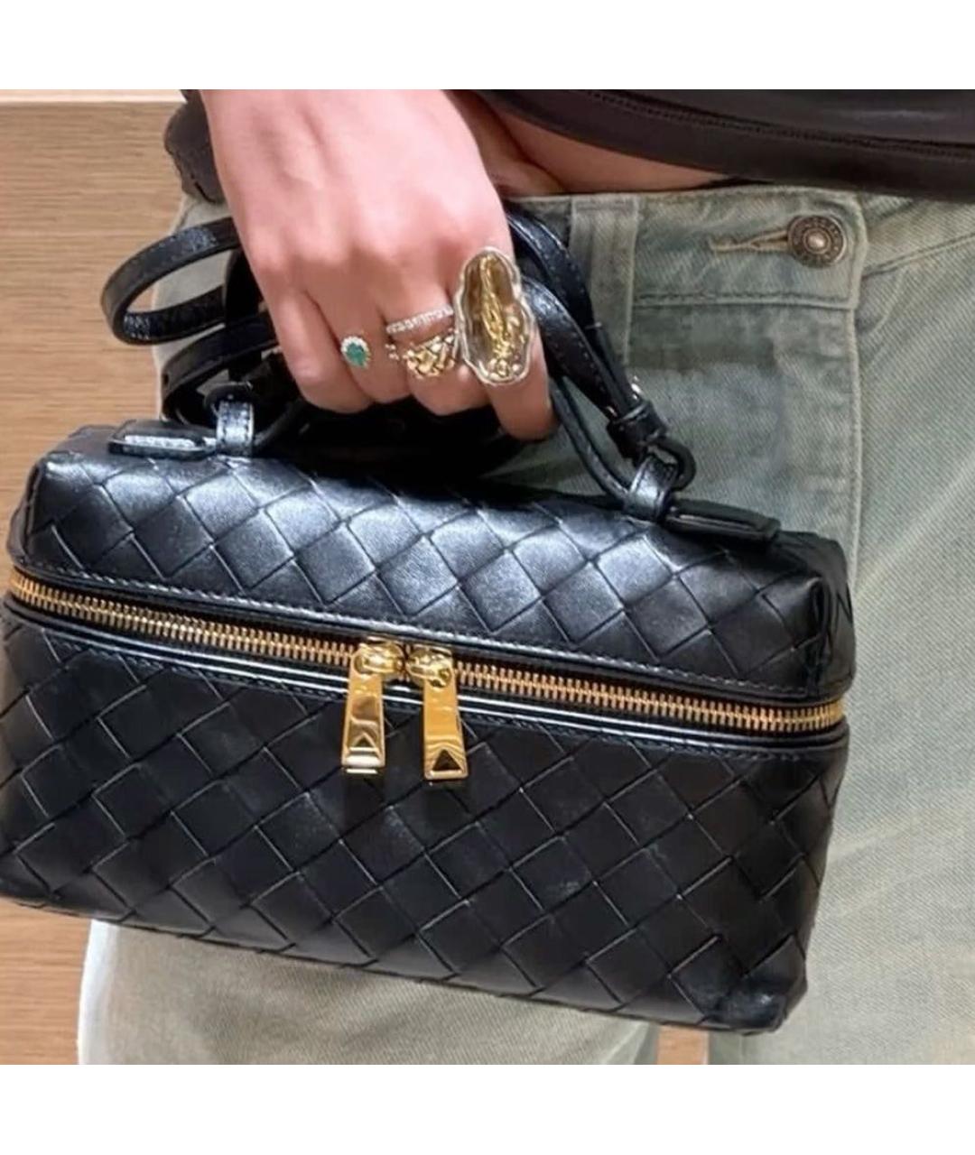 BOTTEGA VENETA Черная кожаная сумка с короткими ручками, фото 5