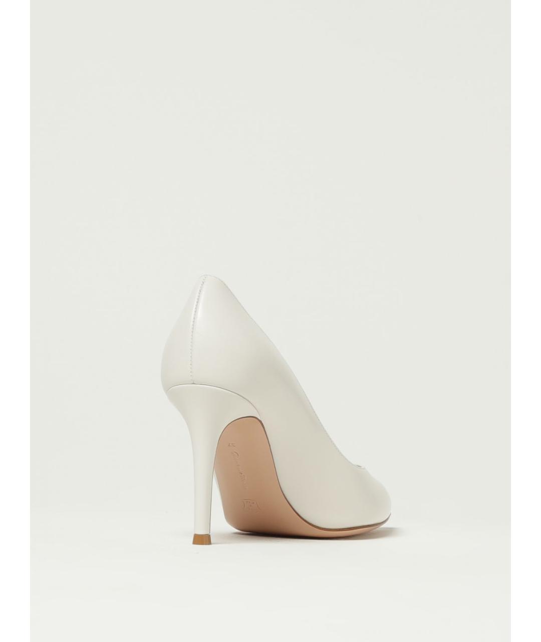 GIANVITO ROSSI Белые кожаные туфли, фото 3