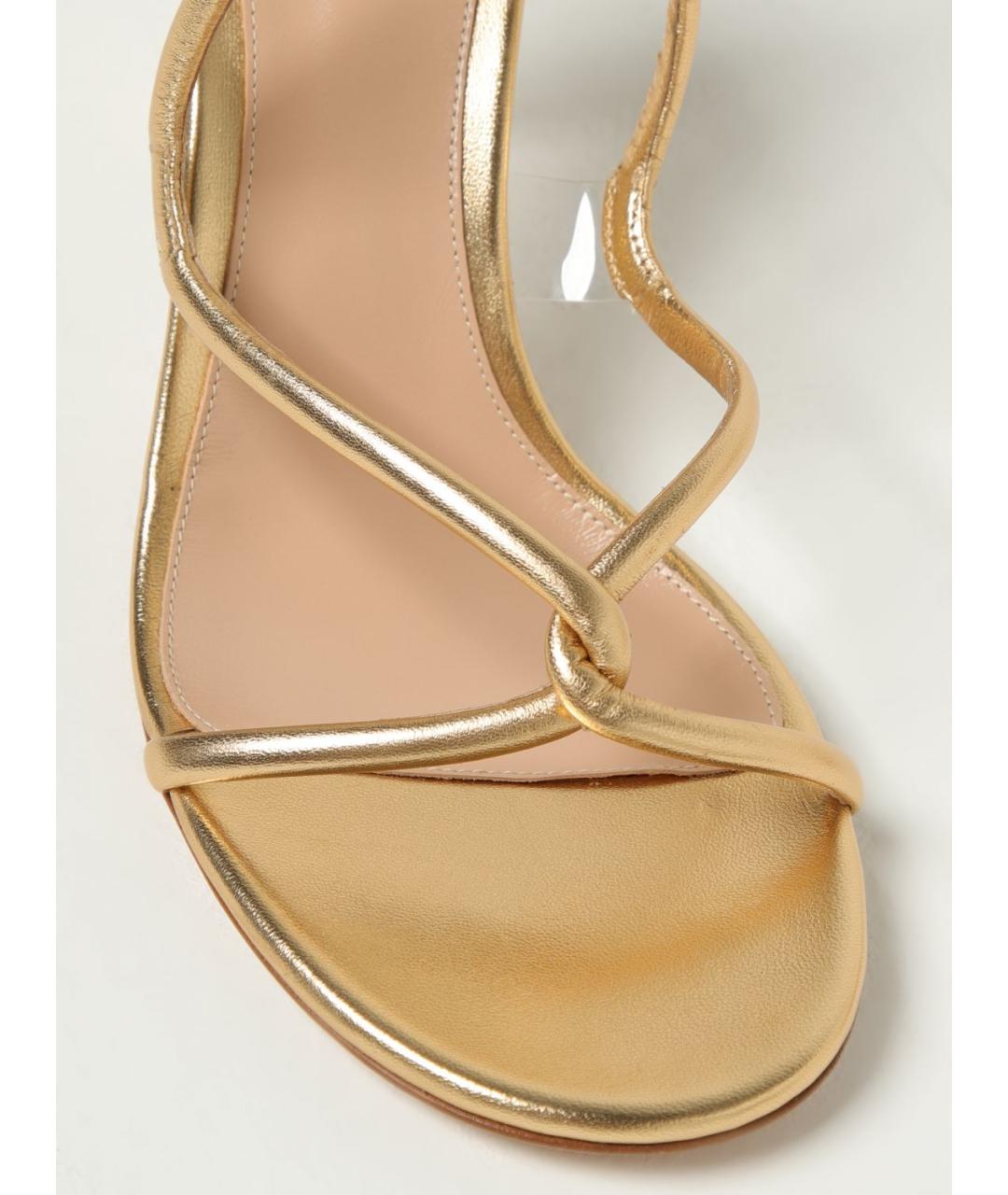 GIANVITO ROSSI Золотые кожаные босоножки, фото 4