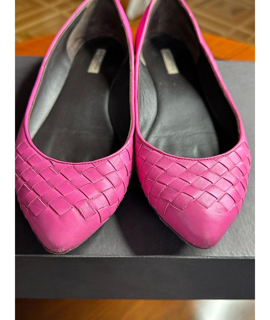 BOTTEGA VENETA Фуксия кожаные балетки, фото 5