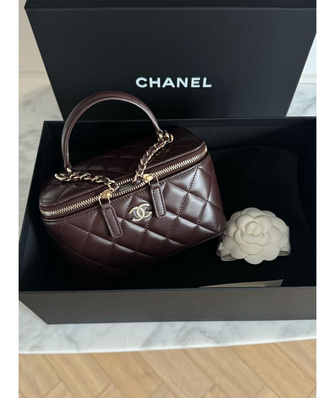 CHANEL Коричневая кожаная сумка с короткими ручками, фото 2
