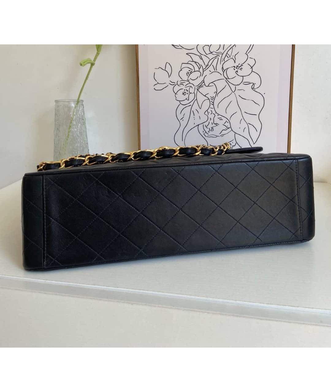CHANEL Черная кожаная сумка с короткими ручками, фото 5