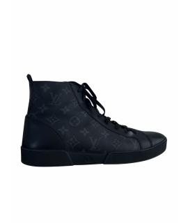 LOUIS VUITTON Высокие кроссовки / кеды