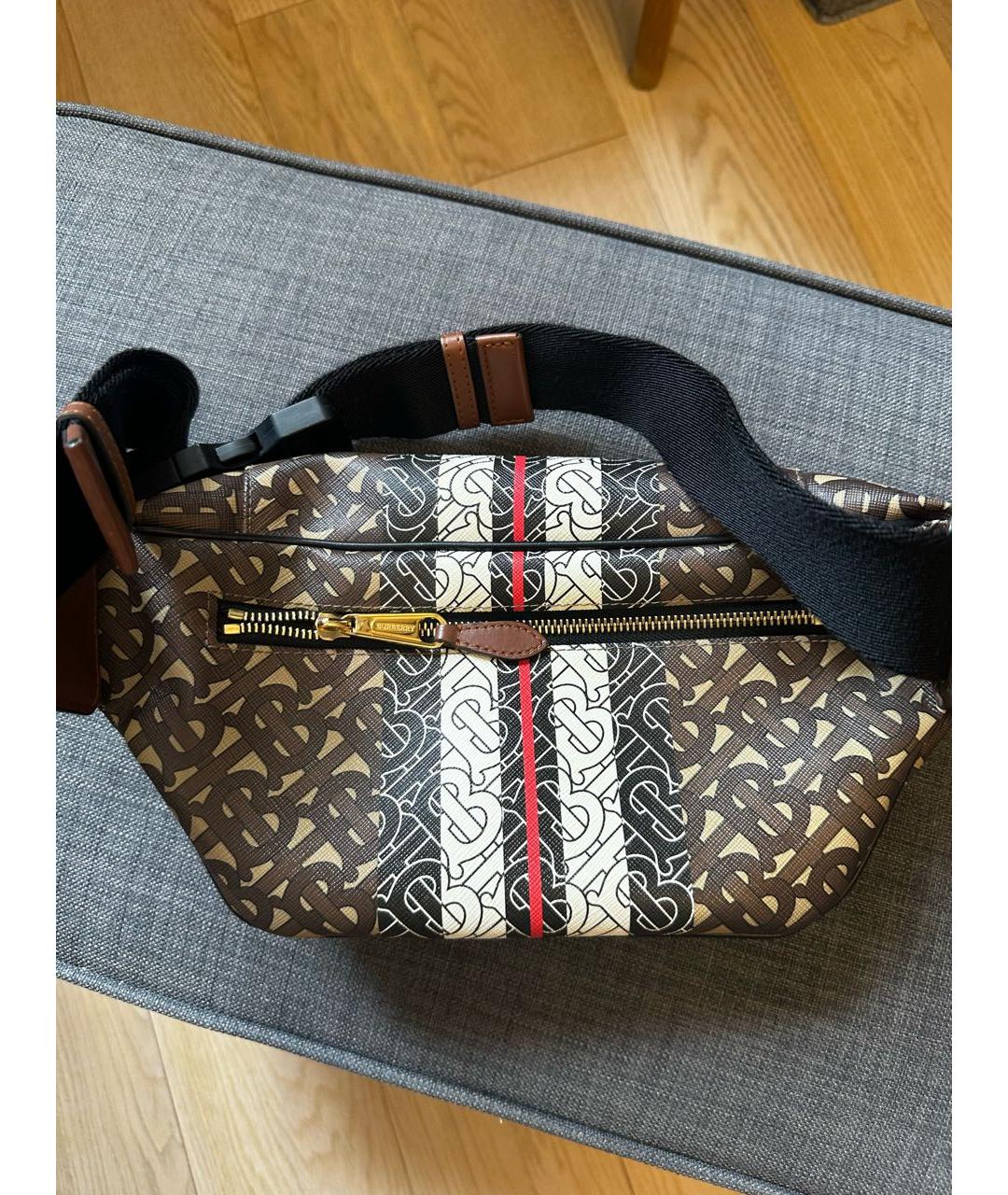 BURBERRY Коричневая поясная сумка, фото 3