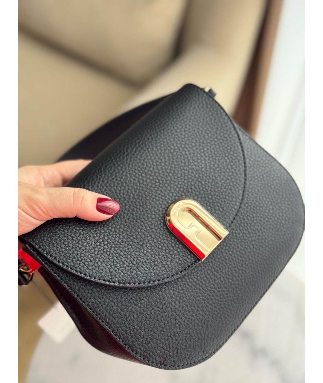 FURLA Черная сумка с короткими ручками из лакированной кожи, фото 2