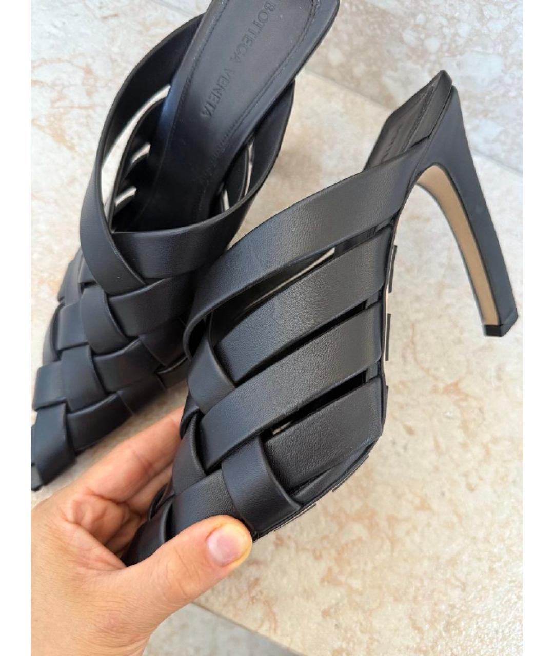 BOTTEGA VENETA Черные кожаные мюли, фото 4