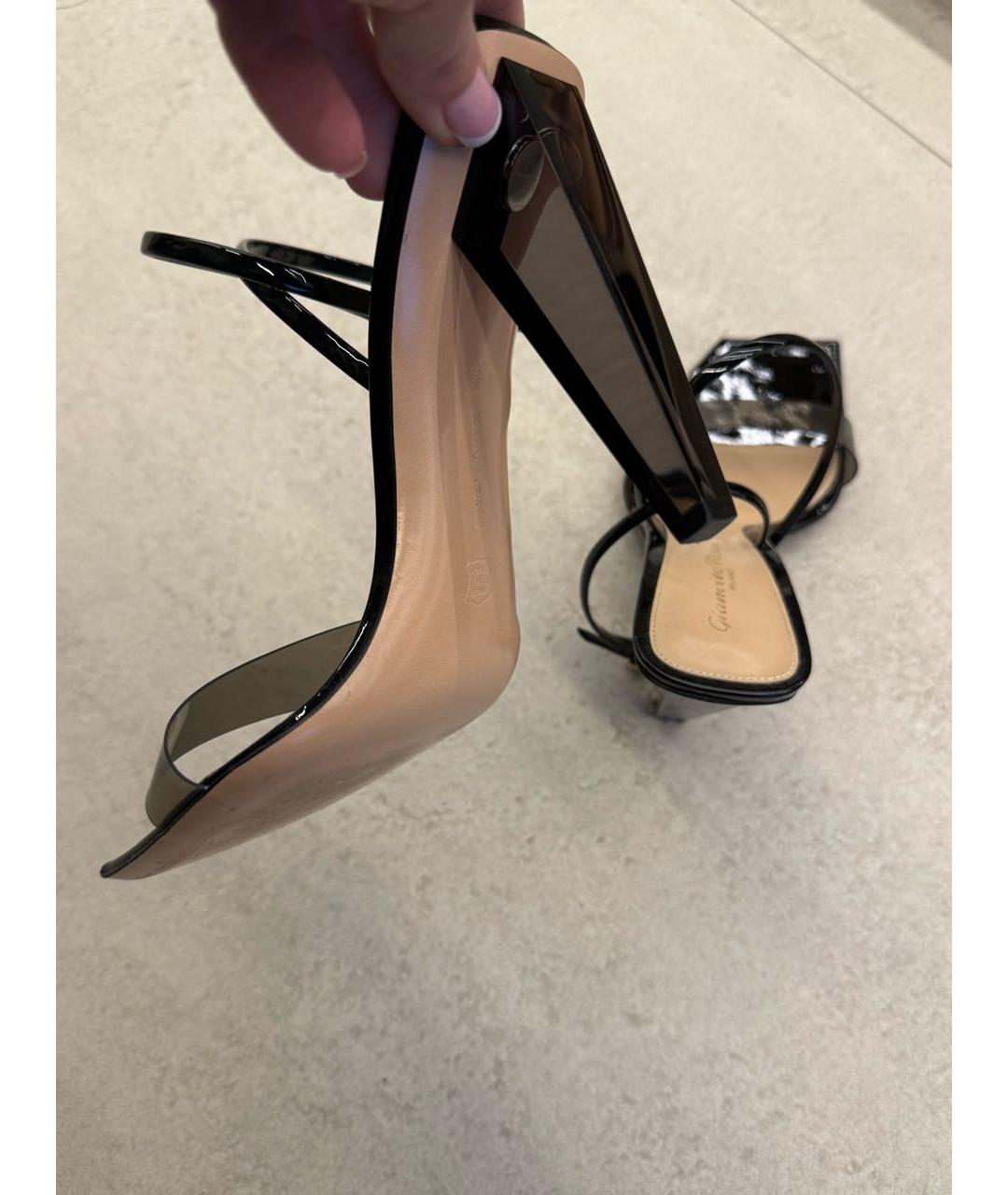 GIANVITO ROSSI Черные босоножки из лакированной кожи, фото 5
