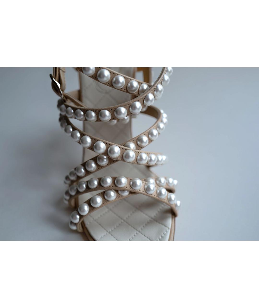 CHANEL Бежевые кожаные босоножки, фото 6