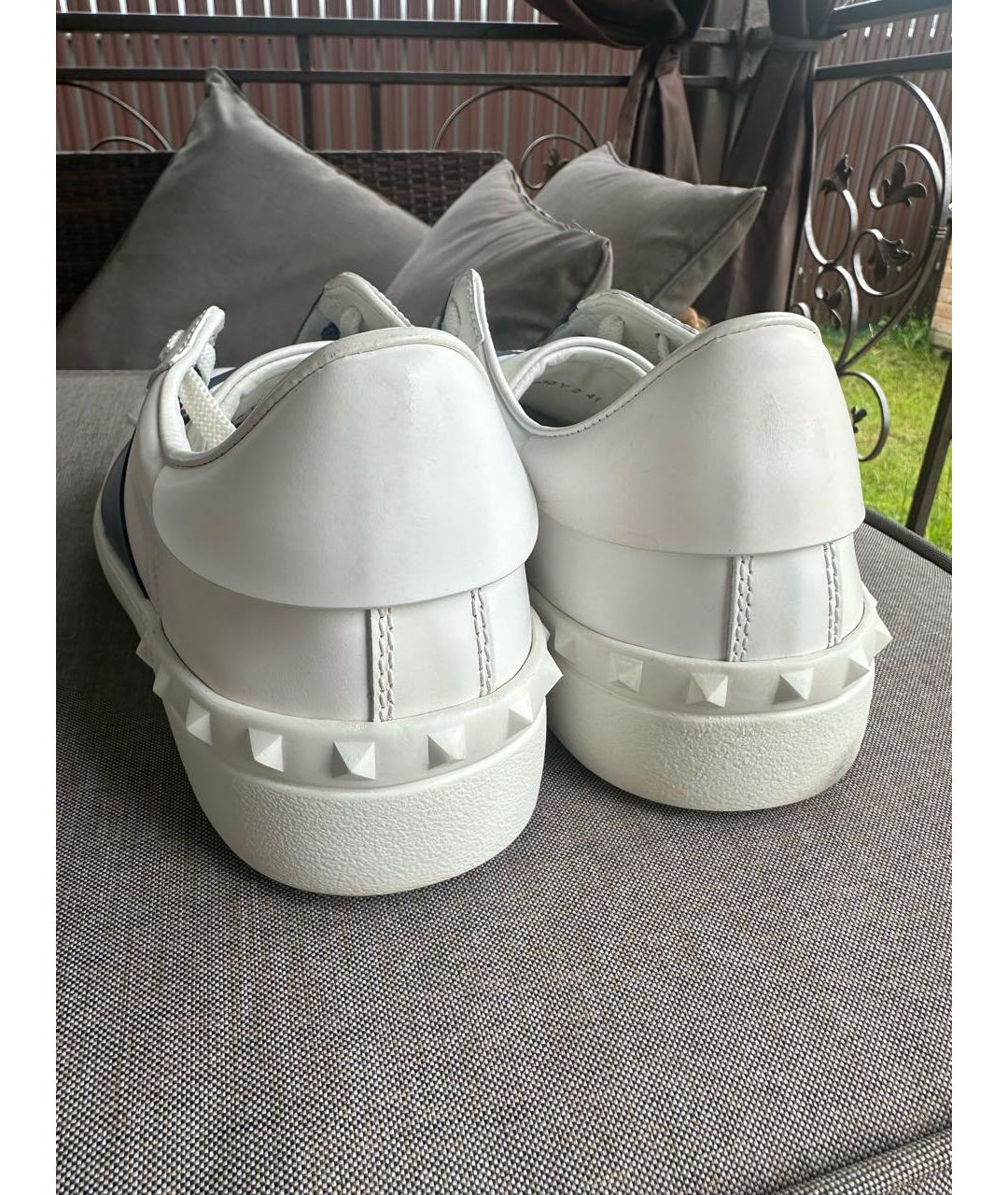 VALENTINO Белые кожаные низкие кроссовки / кеды, фото 3