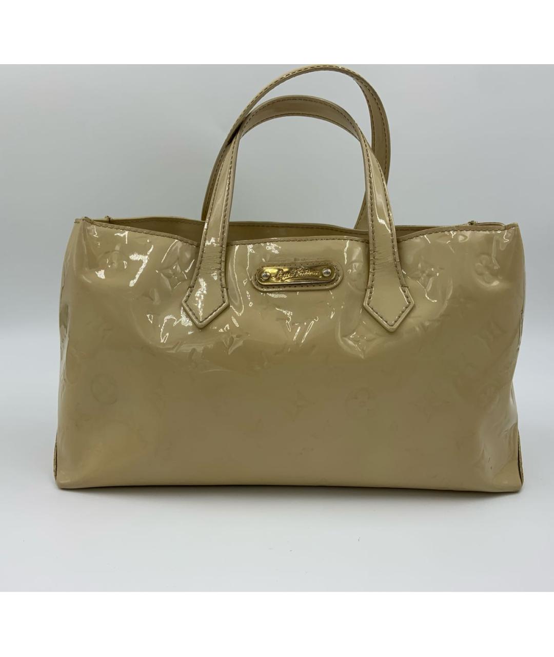 LOUIS VUITTON Бежевая сумка с короткими ручками из лакированной кожи, фото 9