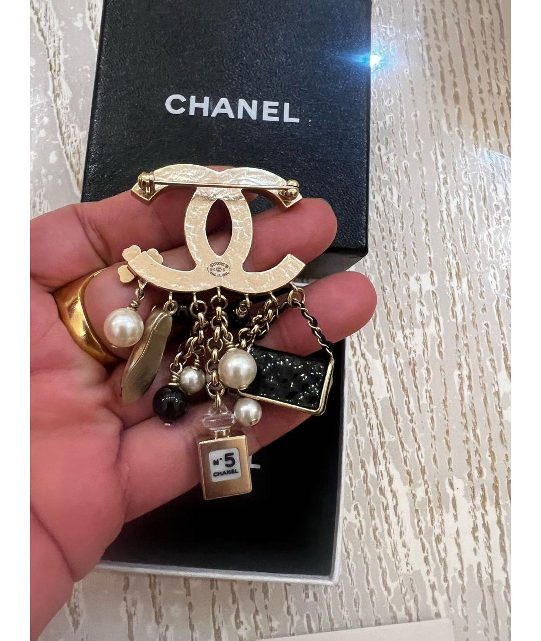 CHANEL Черная латунная булавка / брошь, фото 6