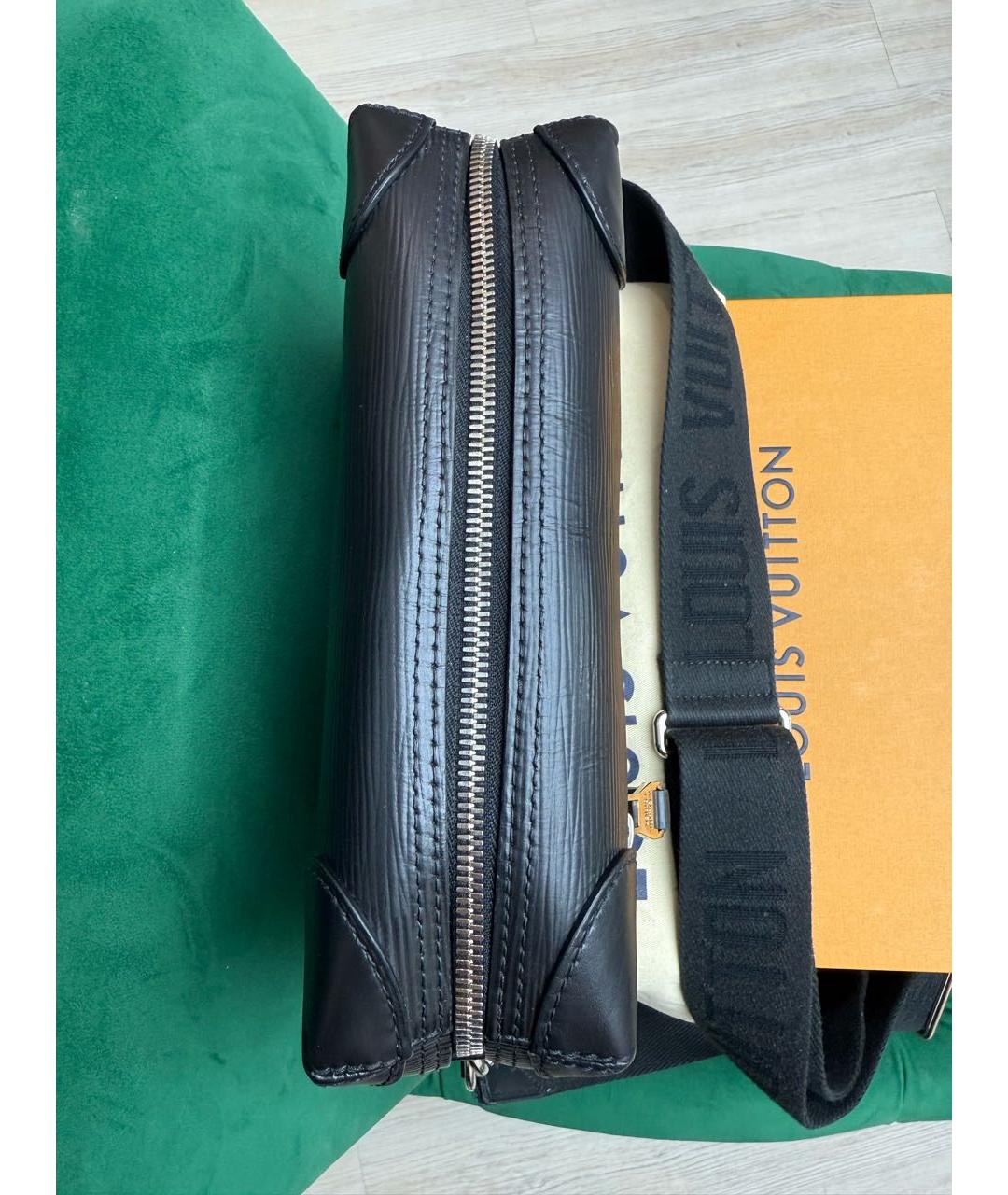 LOUIS VUITTON Черная кожаная сумка на плечо, фото 3