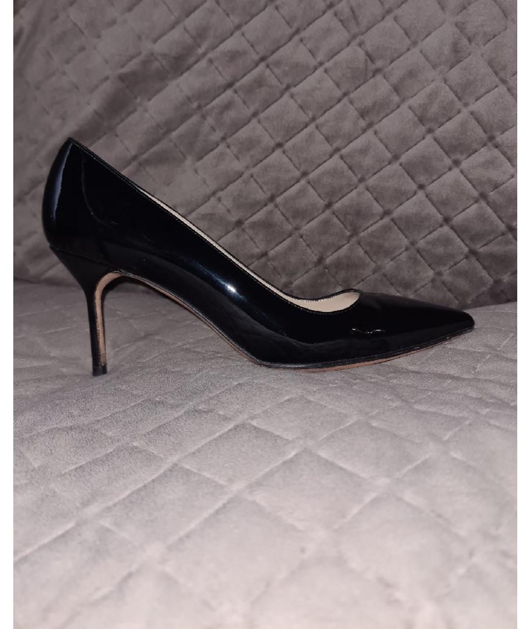 MANOLO BLAHNIK Черные туфли из лакированной кожи, фото 6