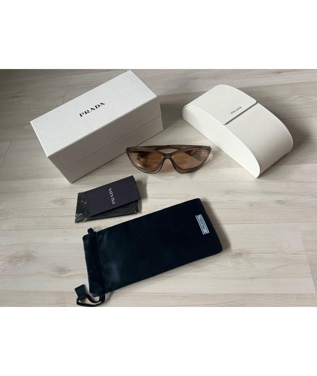 PRADA Коричневые пластиковые солнцезащитные очки, фото 4
