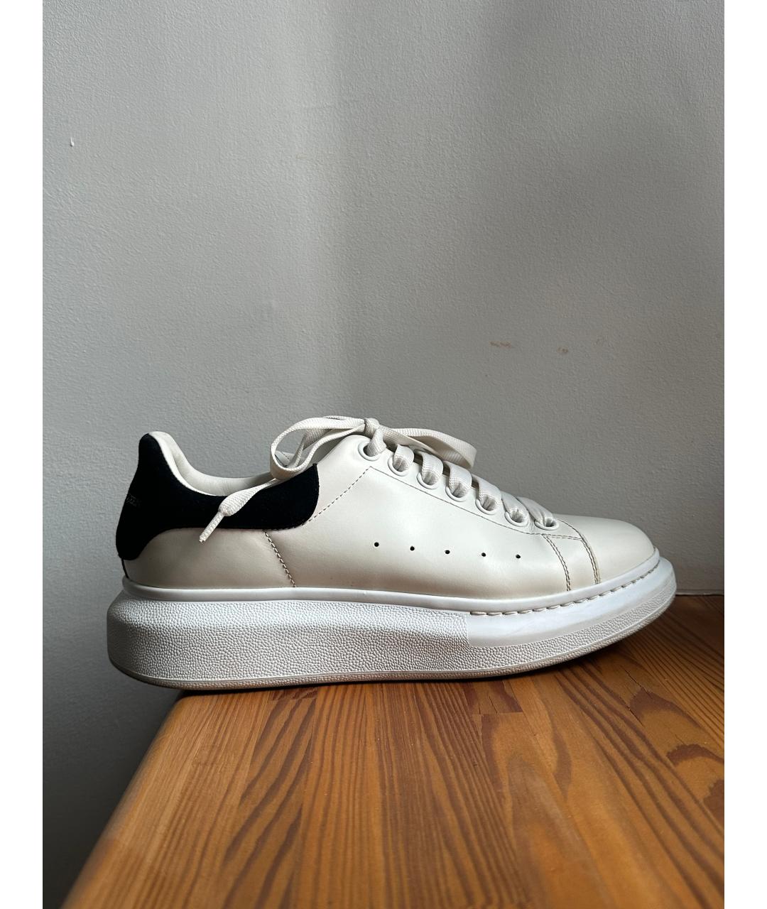 ALEXANDER MCQUEEN Белые кожаные кеды, фото 7