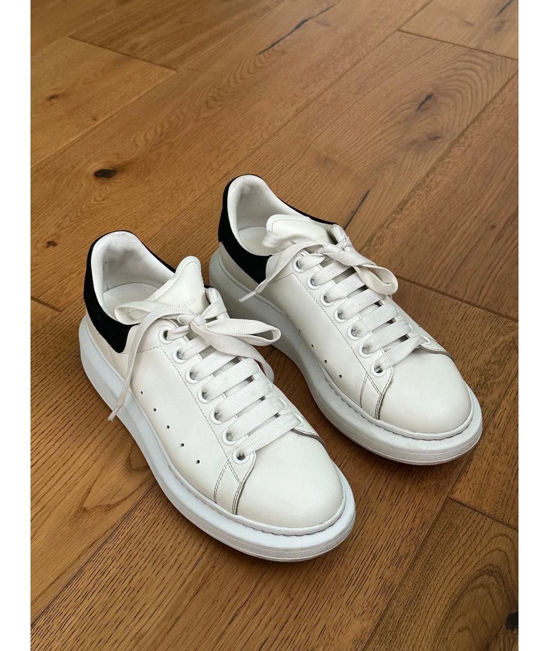 ALEXANDER MCQUEEN Белые кожаные кеды, фото 6