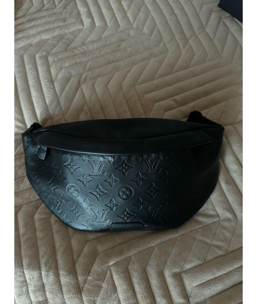 LOUIS VUITTON Черная кожаная барсетка, фото 9