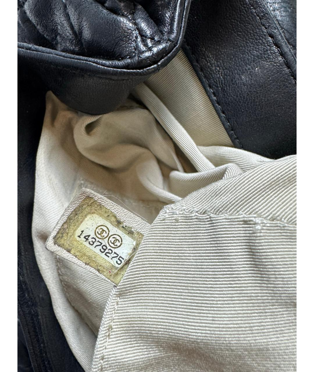 CHANEL Черная кожаная сумка через плечо, фото 2