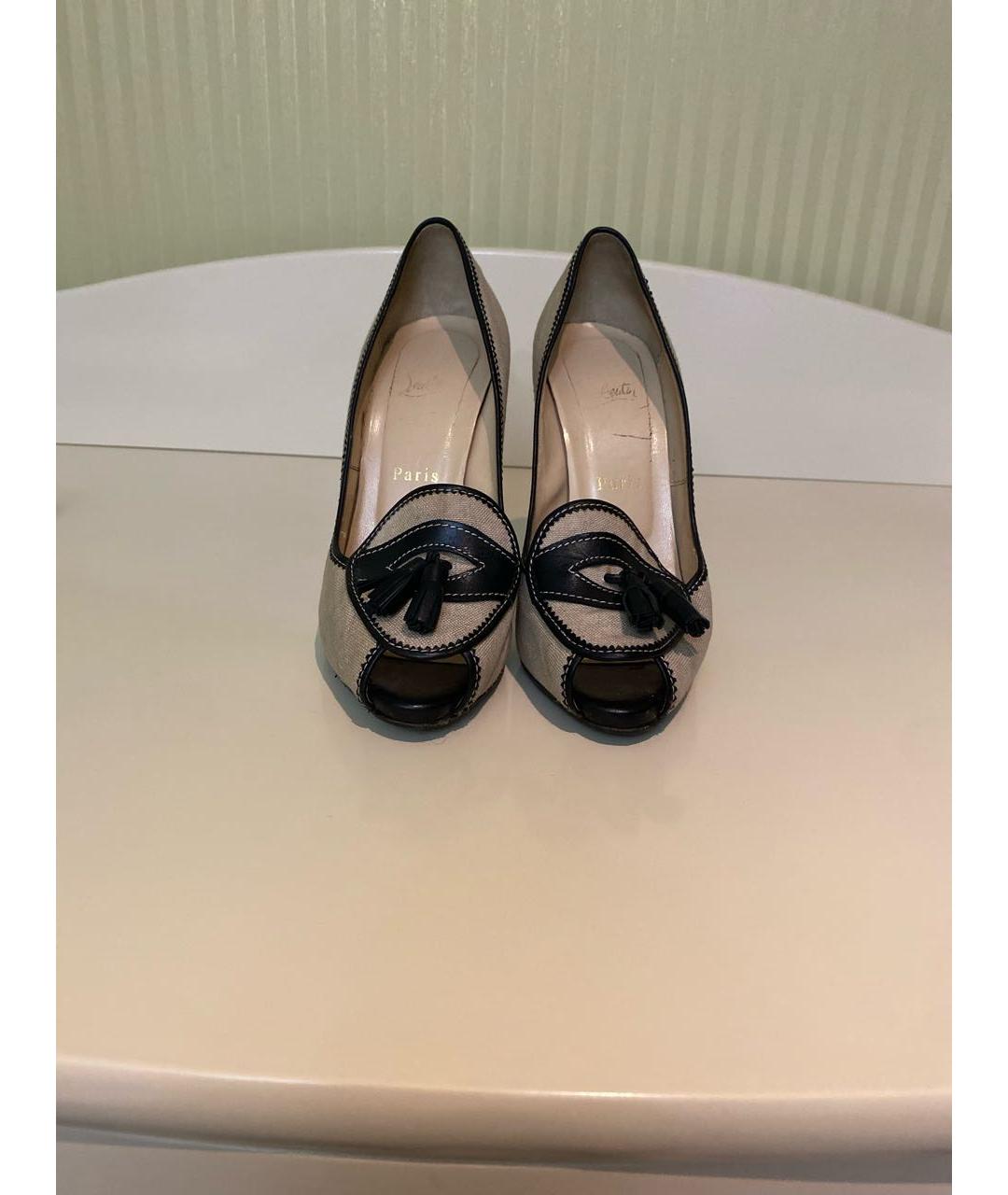 CHRISTIAN LOUBOUTIN Бежевые текстильные туфли, фото 2
