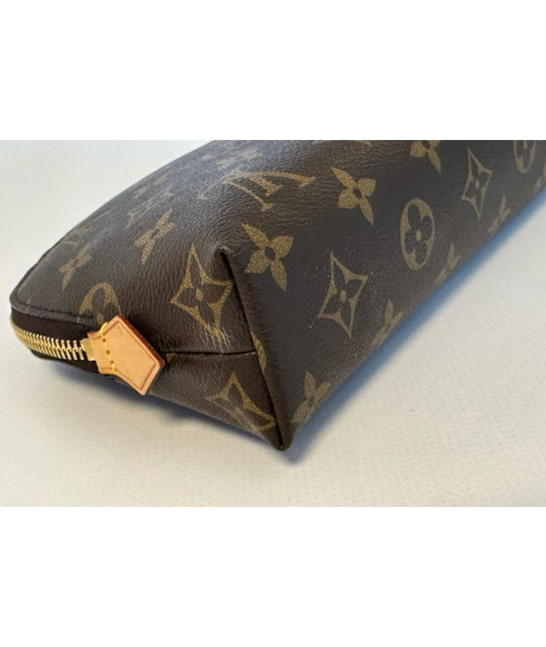 LOUIS VUITTON Коричневая косметичка, фото 8
