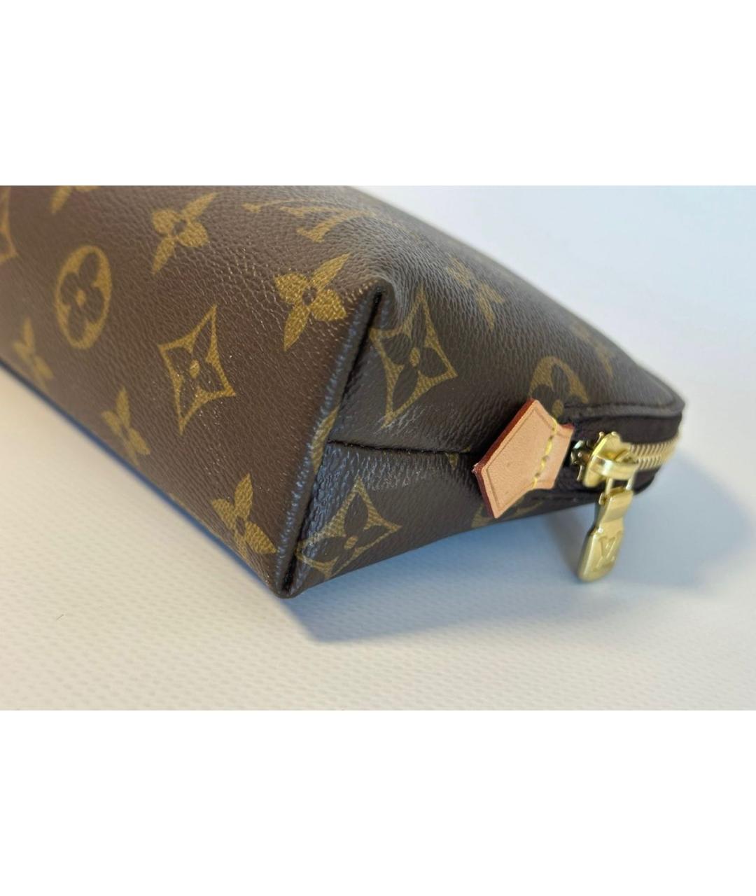 LOUIS VUITTON Коричневая косметичка, фото 7