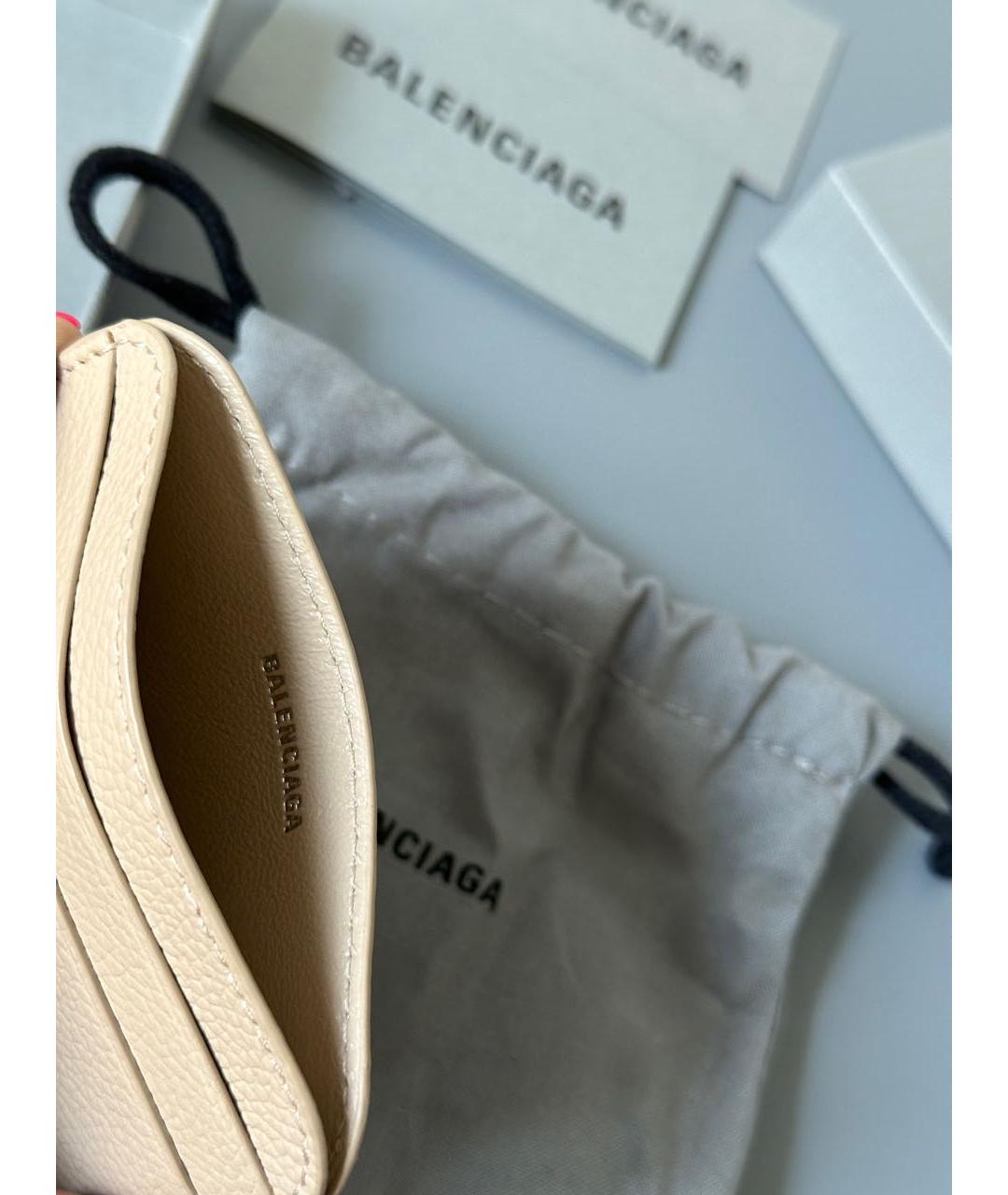 BALENCIAGA Бежевый кожаный кардхолдер, фото 5
