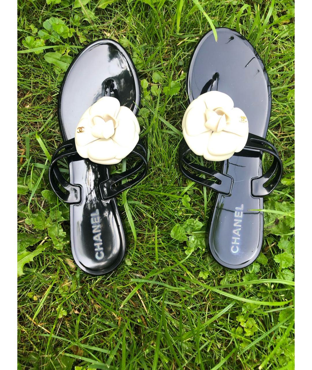 CHANEL Черные резиновые шлепанцы, фото 2