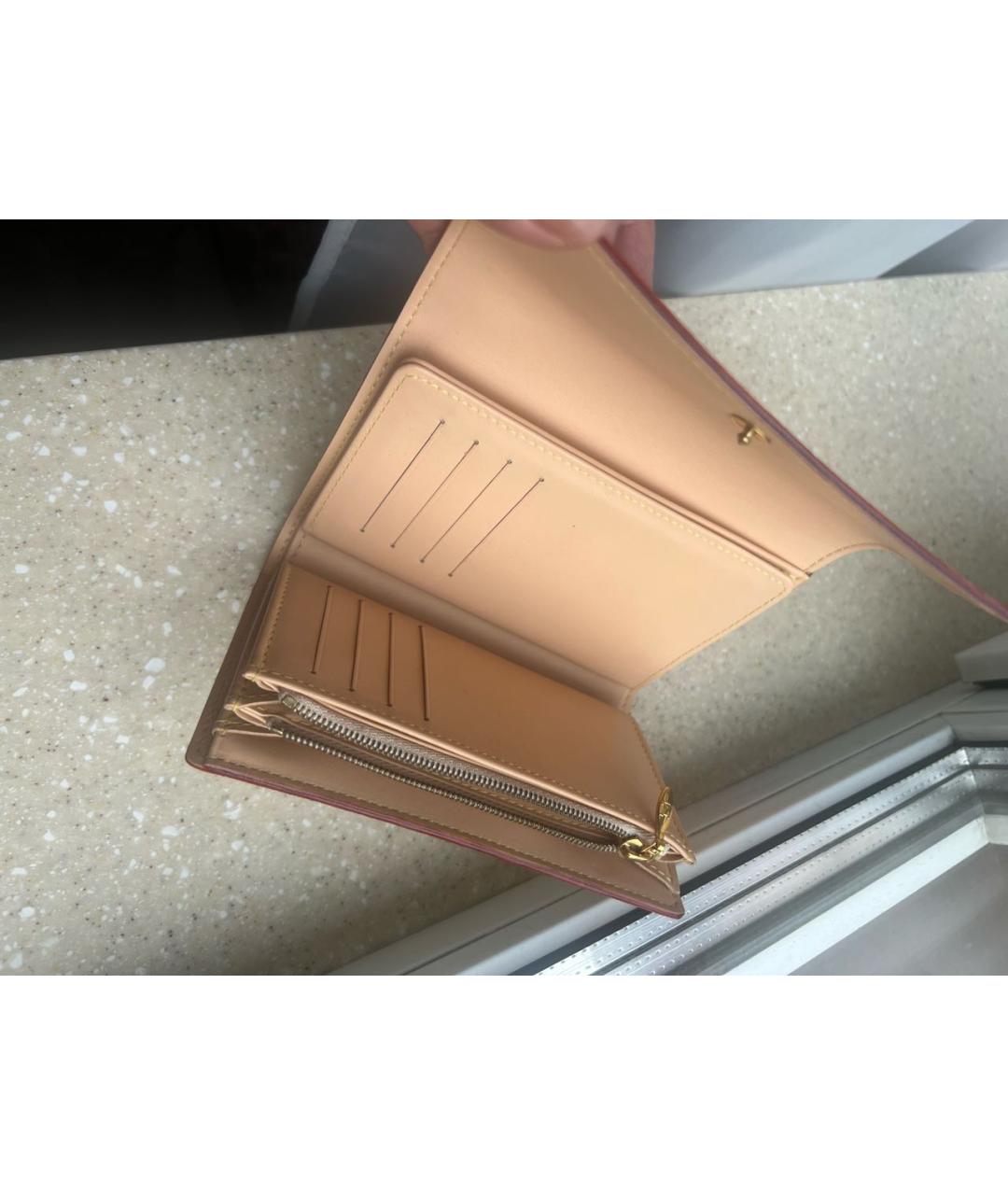 LOUIS VUITTON Белый кожаный кошелек, фото 7