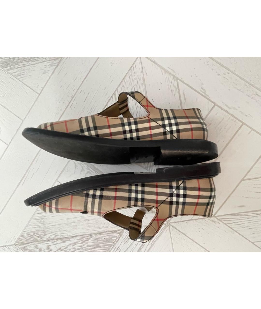 BURBERRY Бежевые кожаные туфли, фото 6